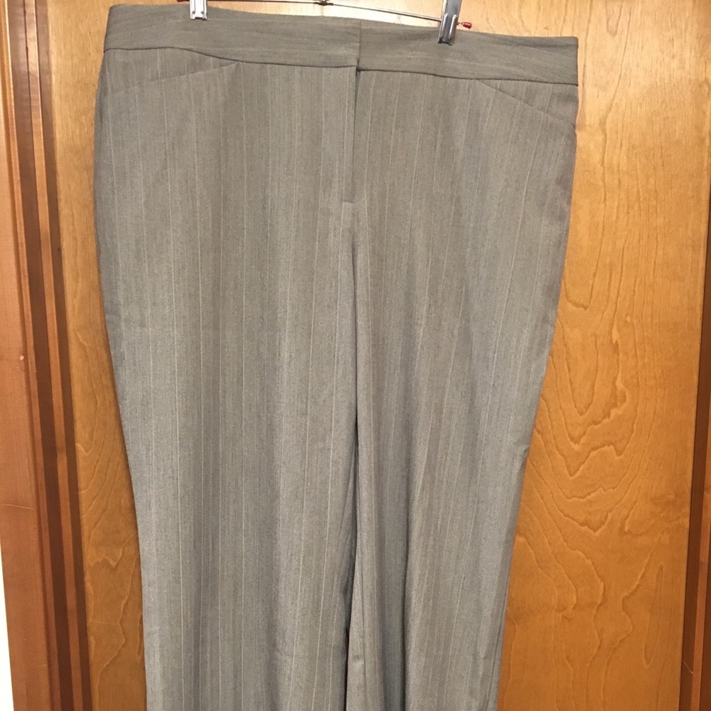 Grey striped alfani size 16w